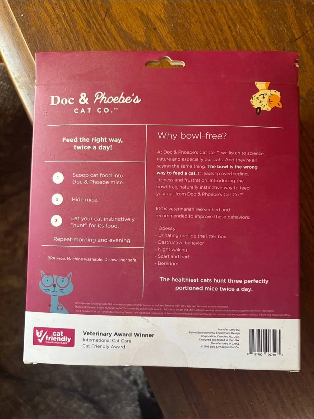 Doc & Phoebe's Indoor Hunting Feeder for Cats - Red
